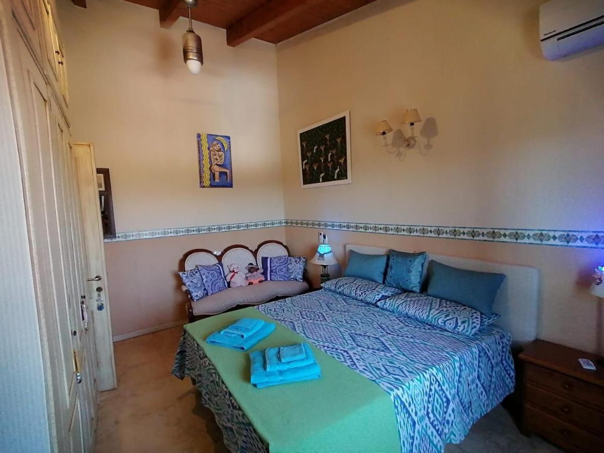 Orange Ville Villamassargia Dış mekan fotoğraf